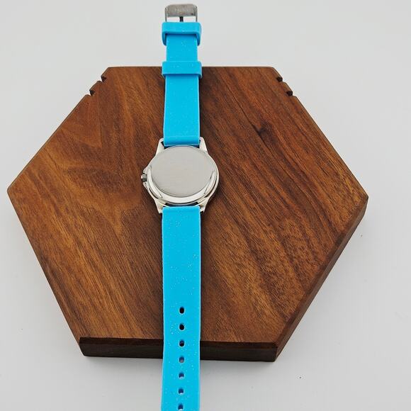 Disney Kids Frozen Analog Watch Light Blue Anna Elsa Princess Silicone Band - Picture 5 of 6